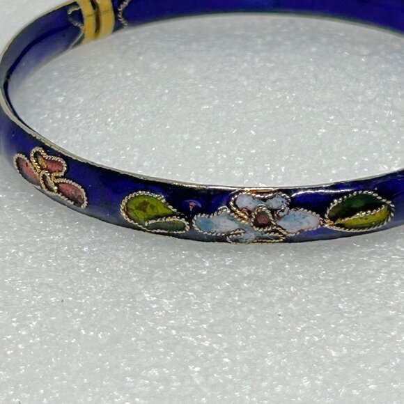 Vintage Blue Floral Cloisonné Enamel Hinged Bracelet - Picture 3 of 7